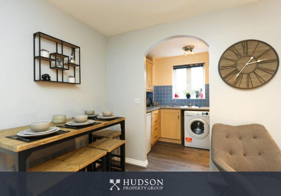 Telford 2-Bedroom Apartment ภายนอก รูปภาพ